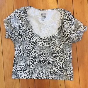 Leopard crop top